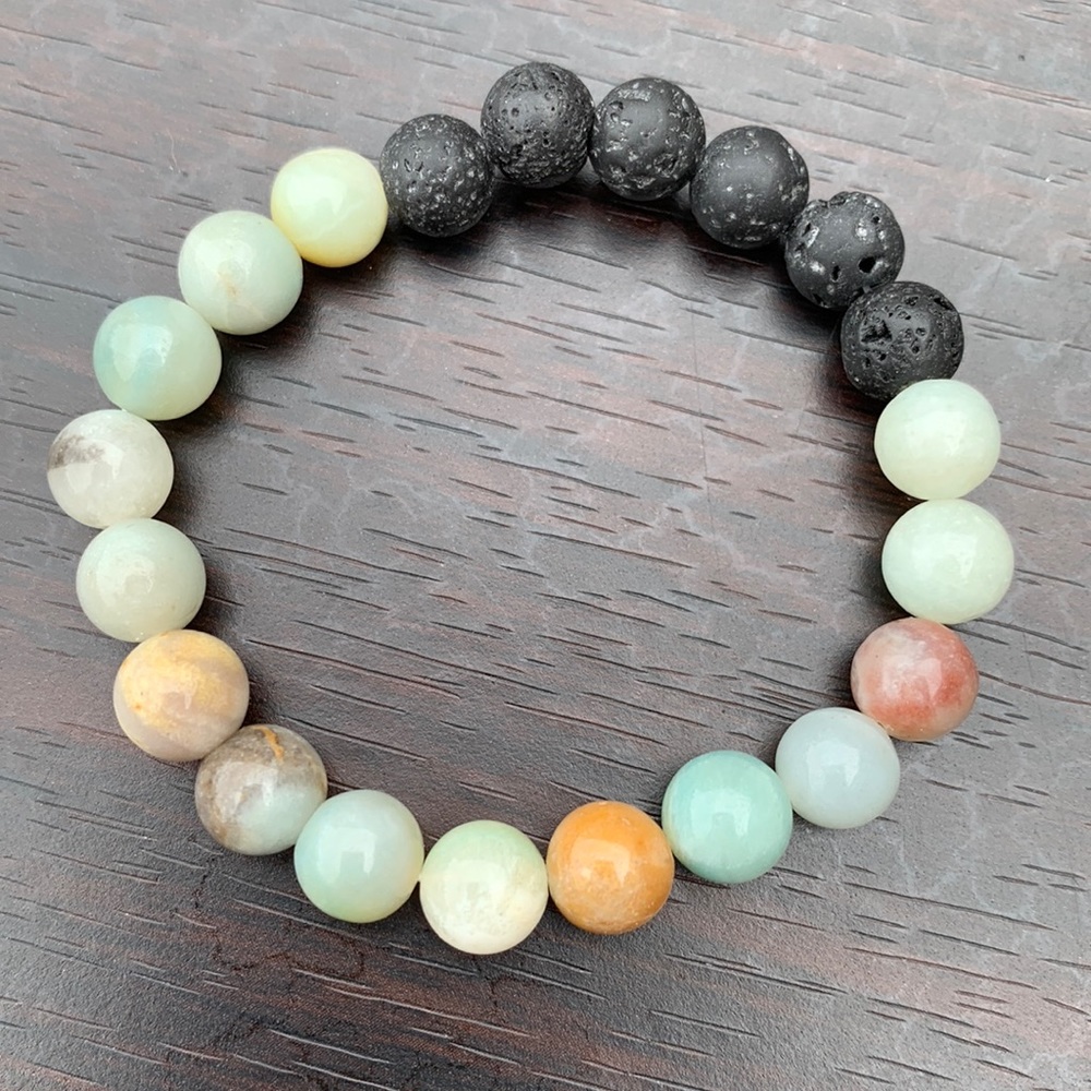 ✨ Bundle 2 for $12. Amazonite essential oil Crystal bracelet.